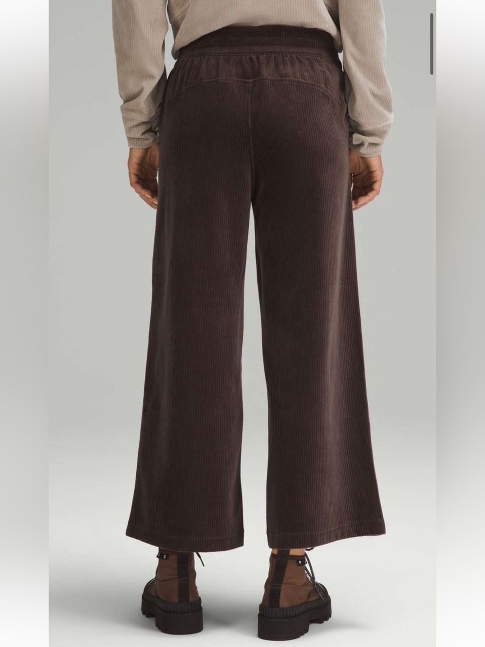Lululemon Scuba Mid-Rise Wide-Leg Crop Velvet Cord Size 10 - Picture 2 of 13